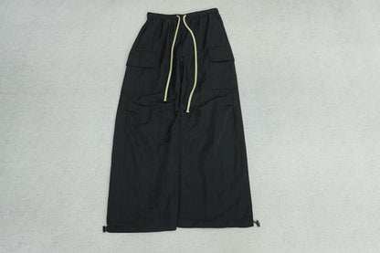 F - SWEATPANTS