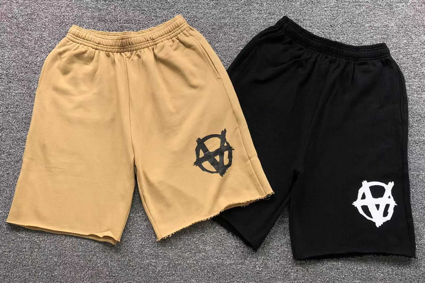 V - SHORTS