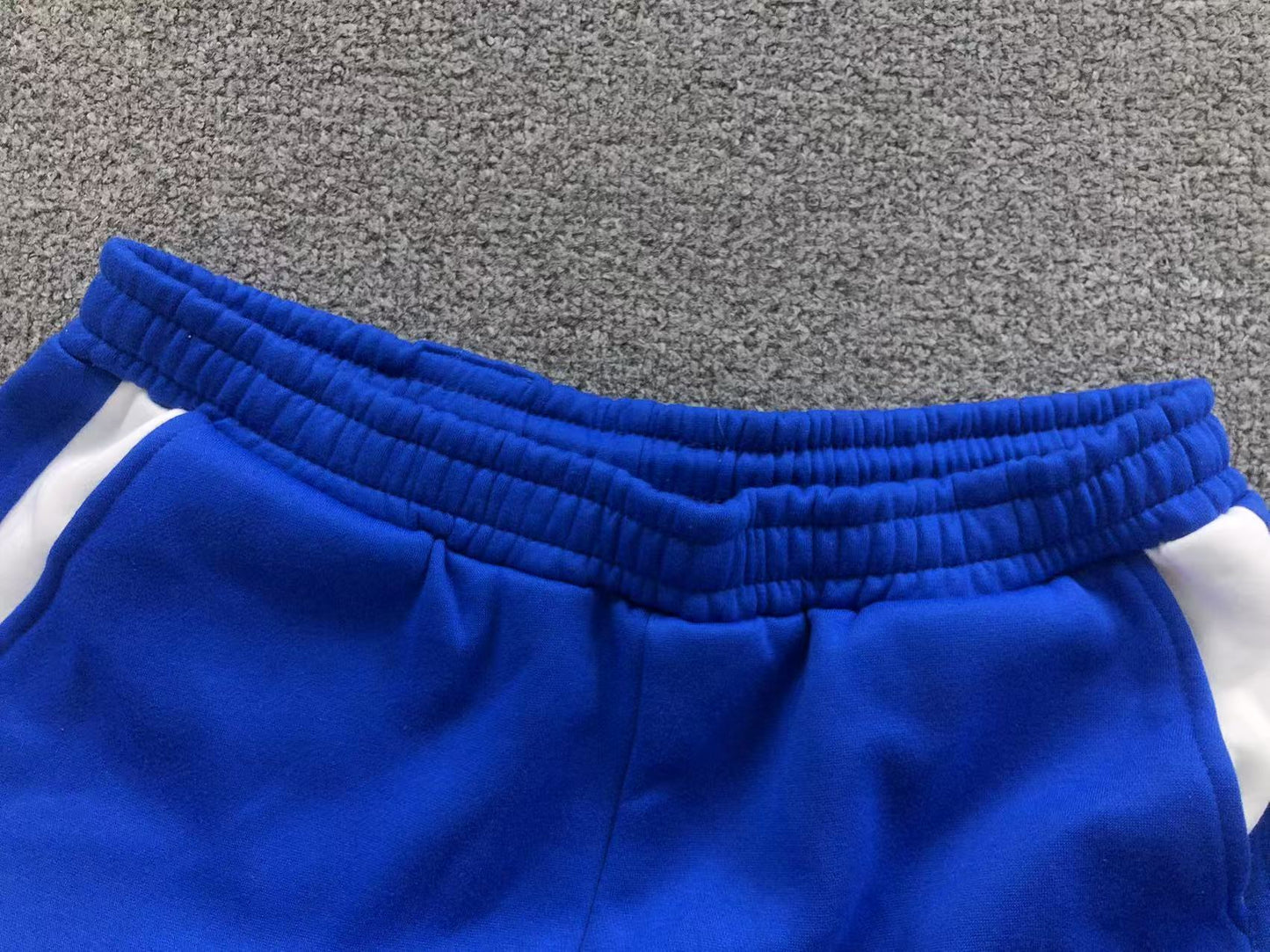M - SHORTS