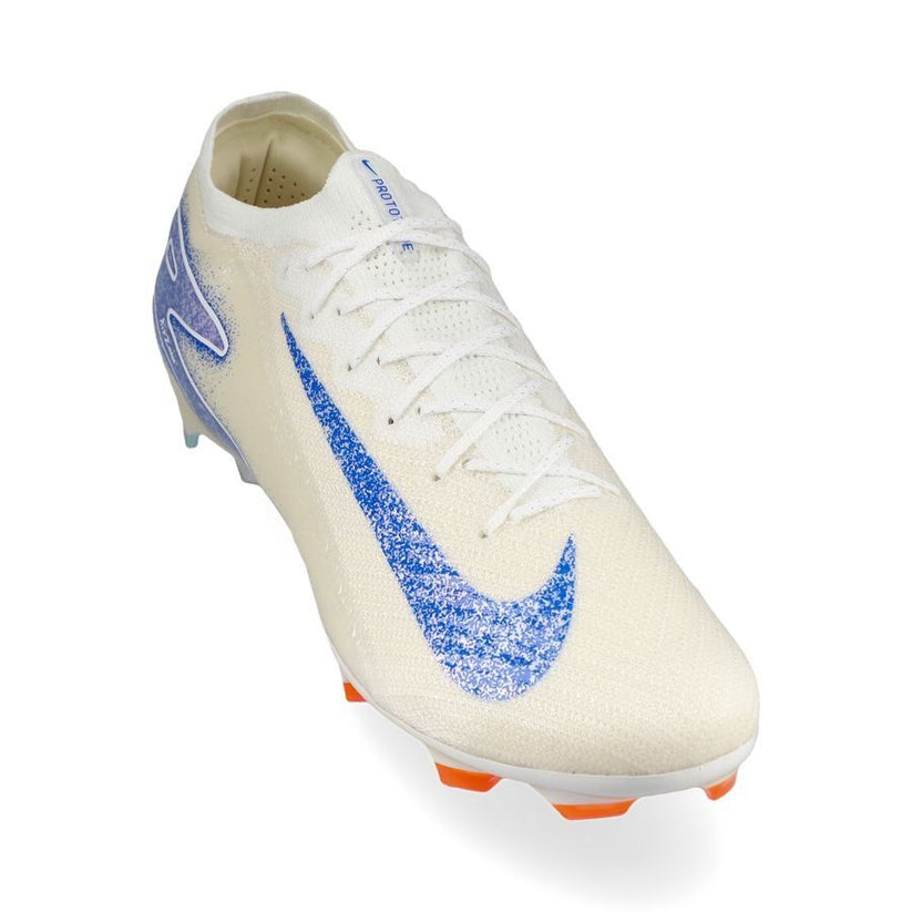 M - FUSSBALLSCHUHE