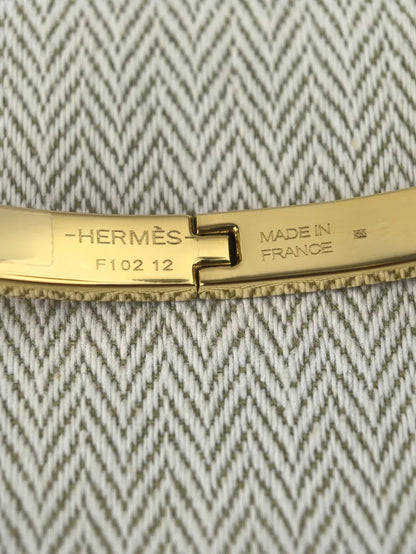 H - ARMBAND
