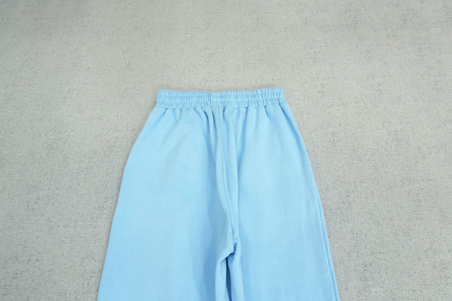 M - SWEATPANTS