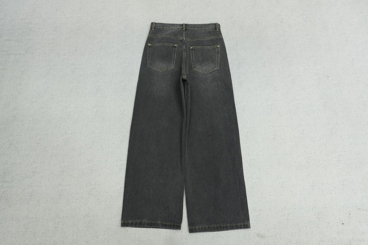 B - JEANS