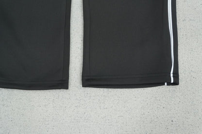 C - SWEATPANTS