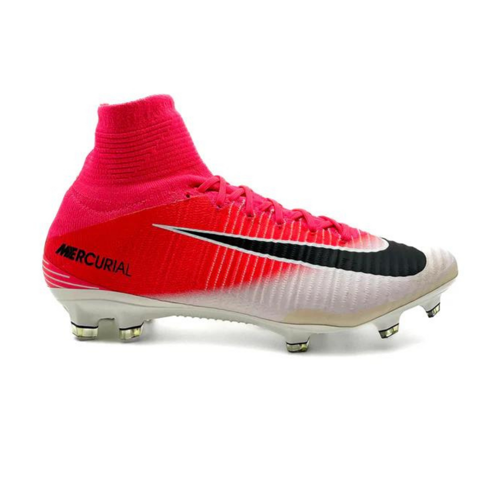 M - FUSSBALLSCHUHE
