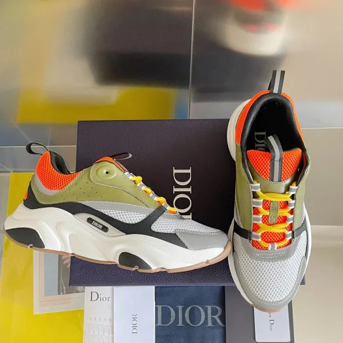 D - SNEAKERS