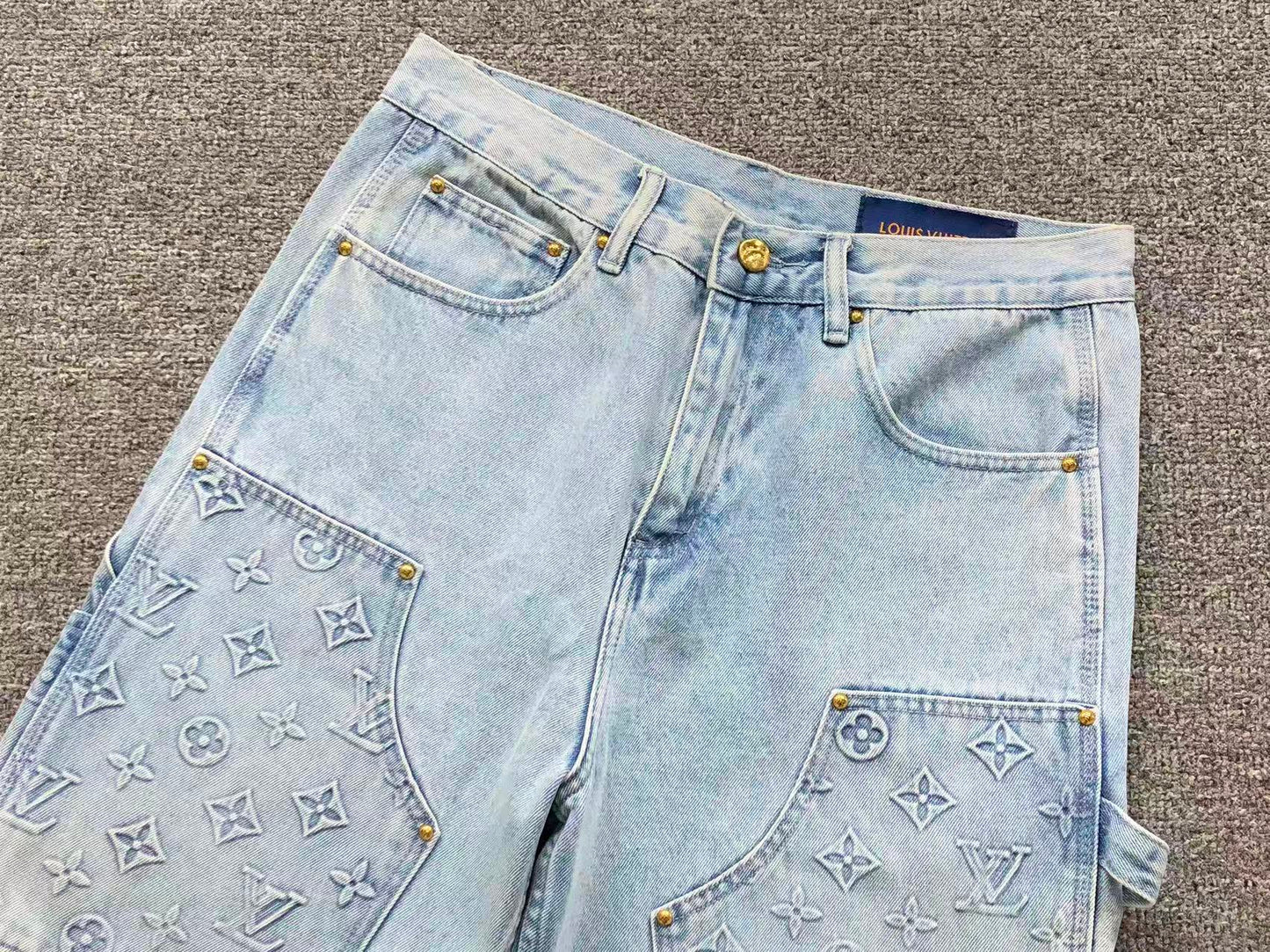 L - SHORTS