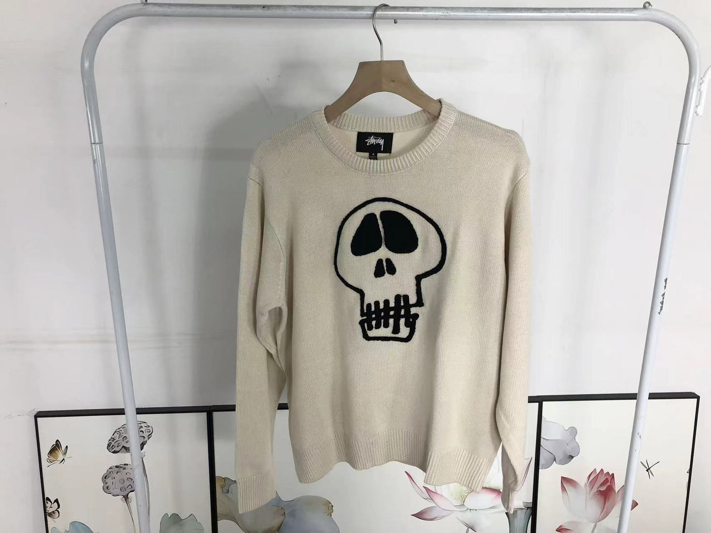 S - SWEATER