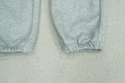 C - SWEATPANTS