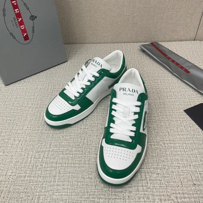 P - SNEAKERS