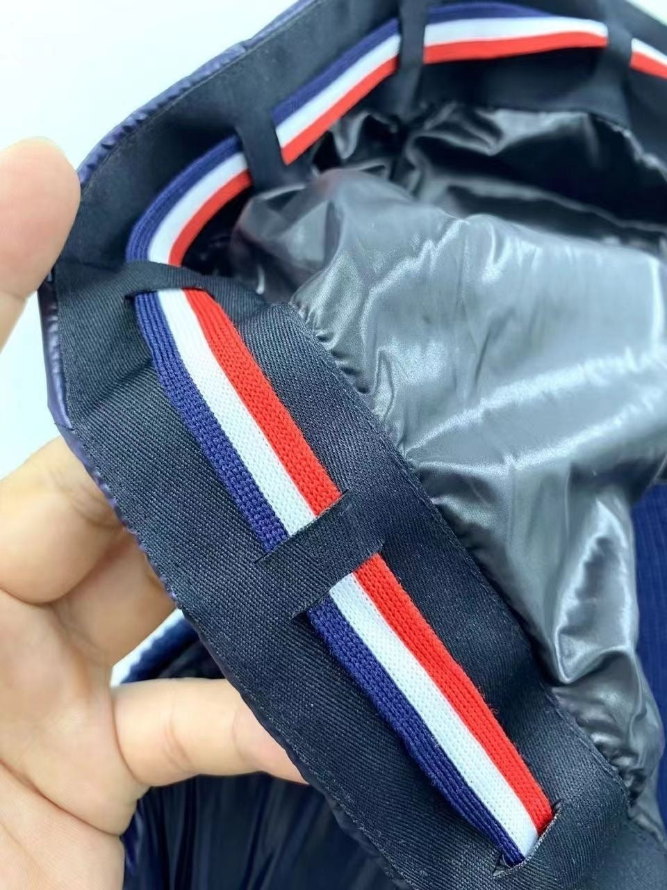 M - CARDIGAN