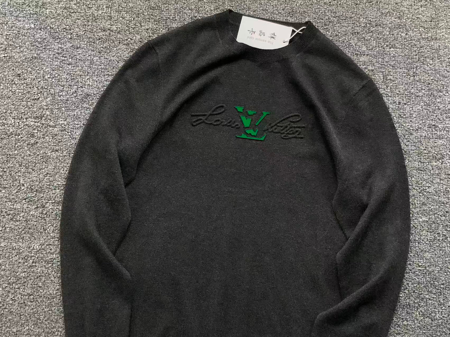 L - SWEATER