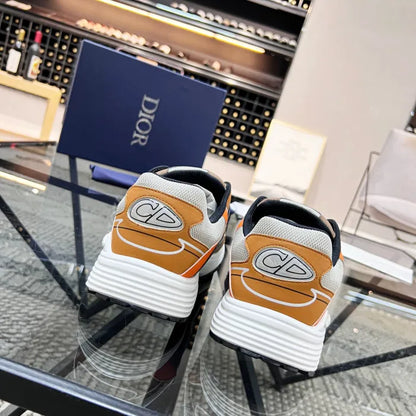 D - SNEAKERS