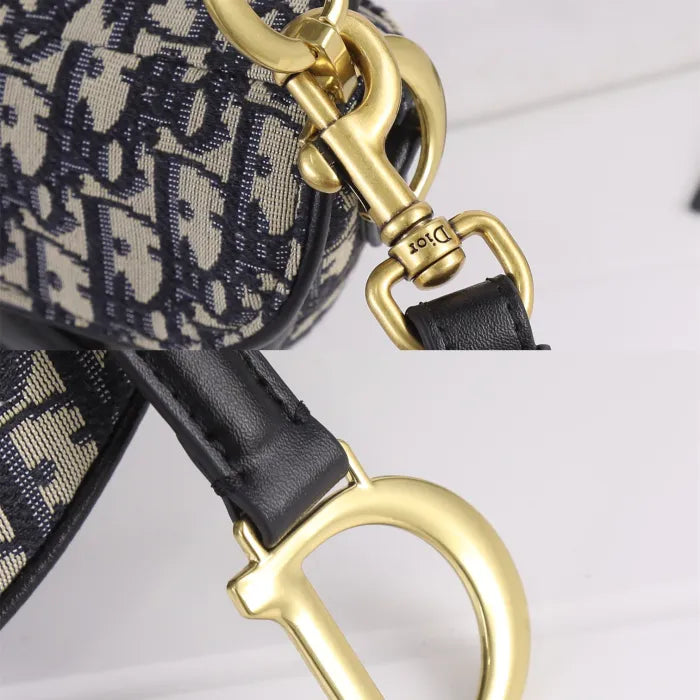 D - TASCHE