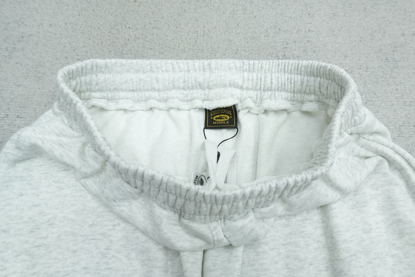 H - SWEATPANTS