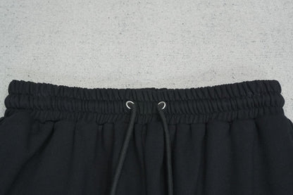 G - SWEATPANTS