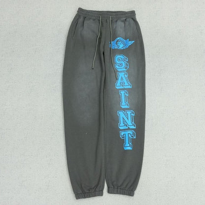 S - SWEATPANTS