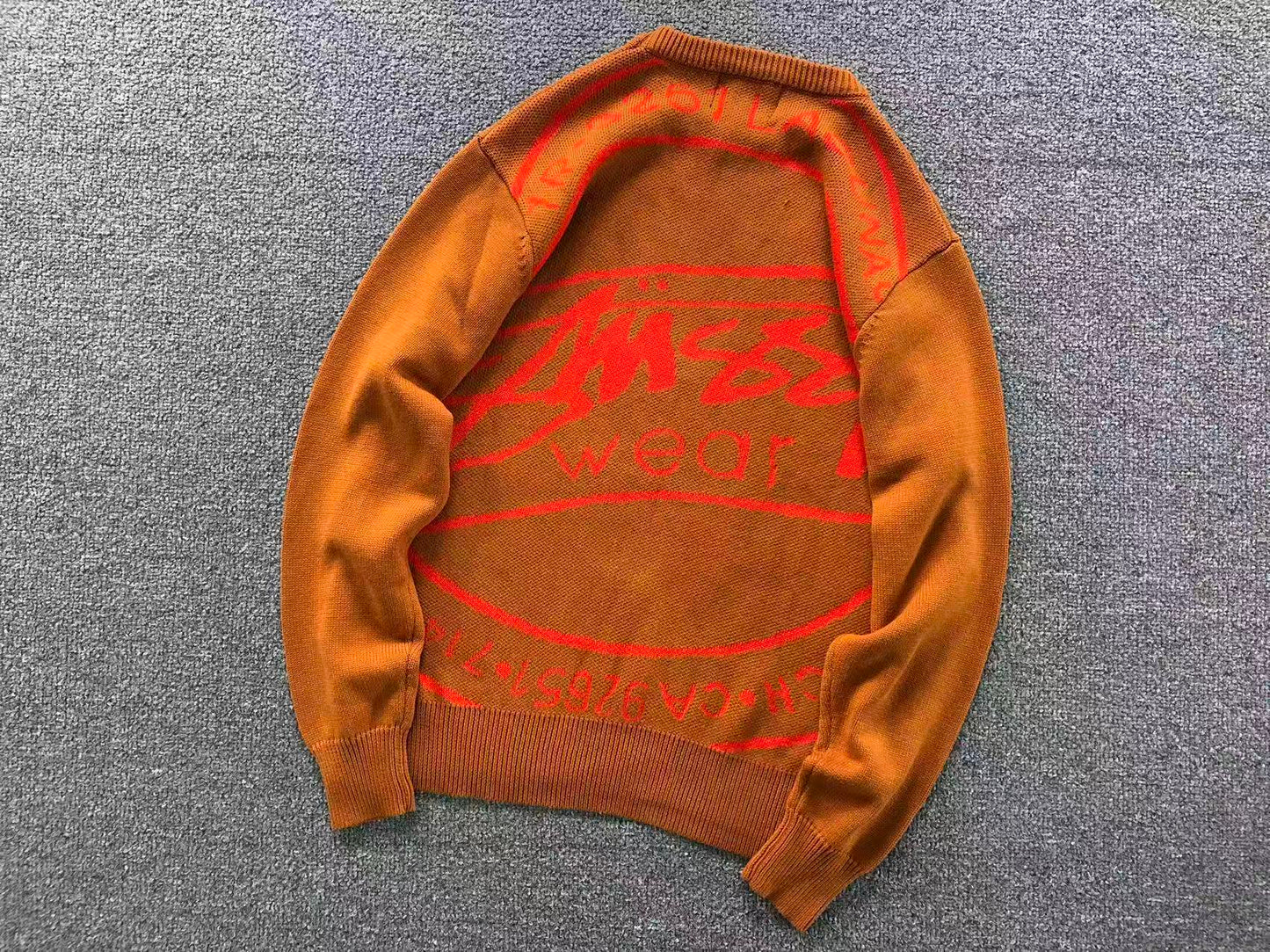 S - SWEATER