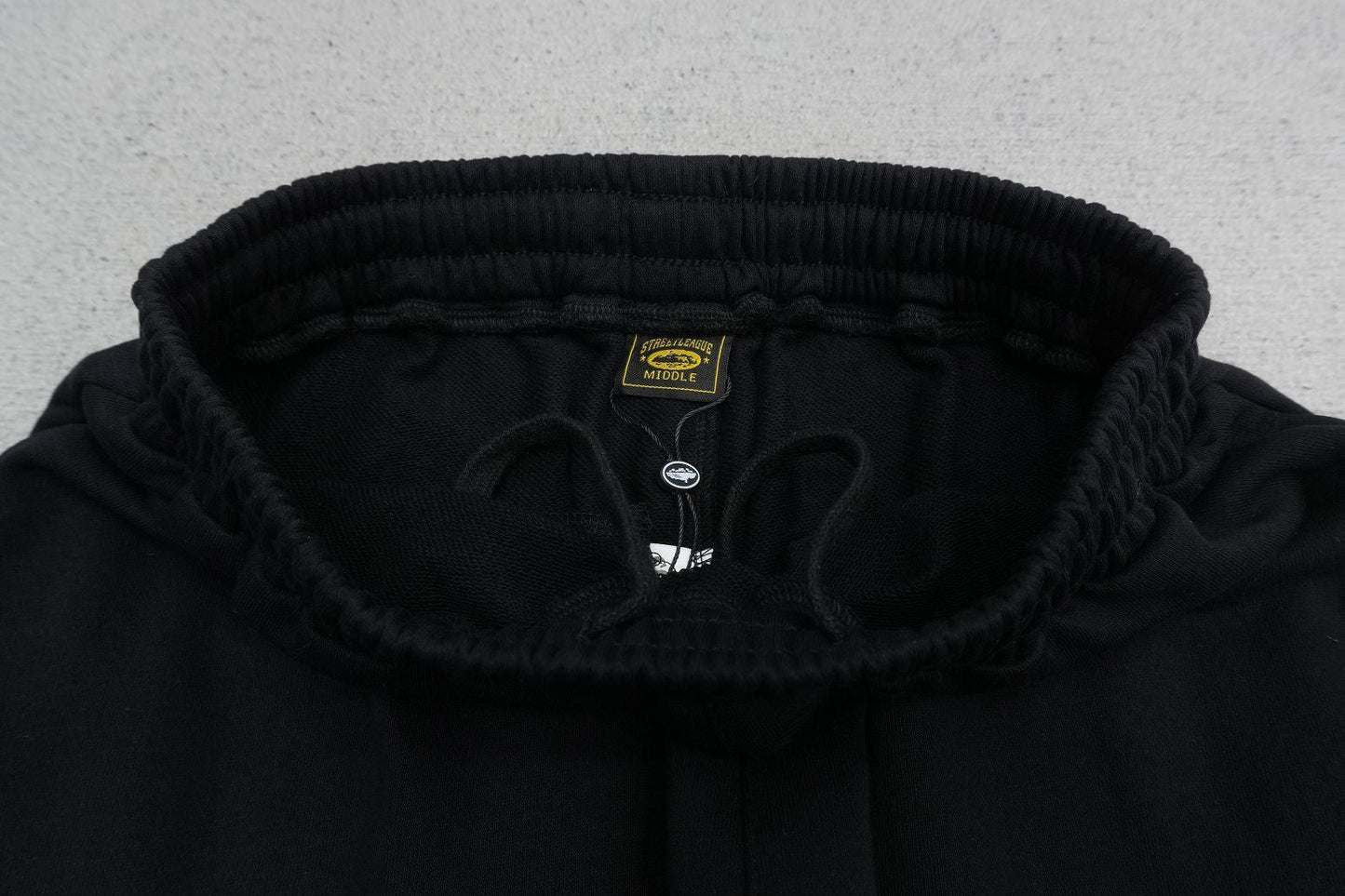 C - SWEATPANTS