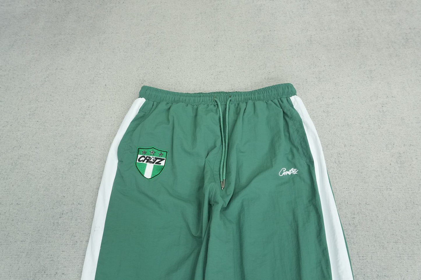 C - SWEATPANTS