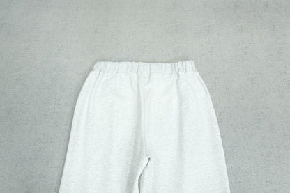 S - SWEATPANTS