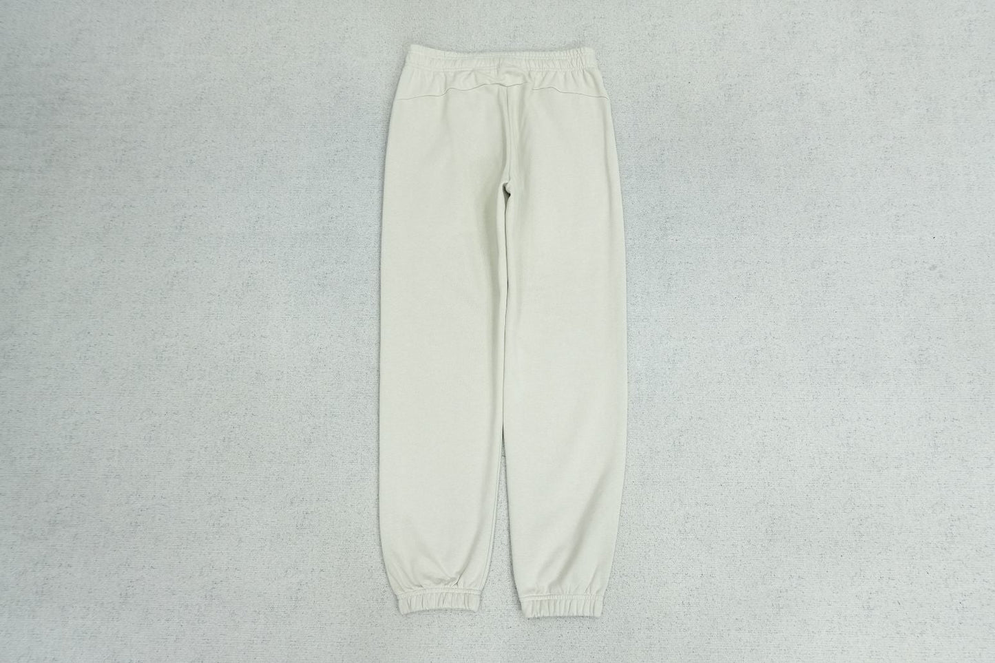 C - SWEATPANTS