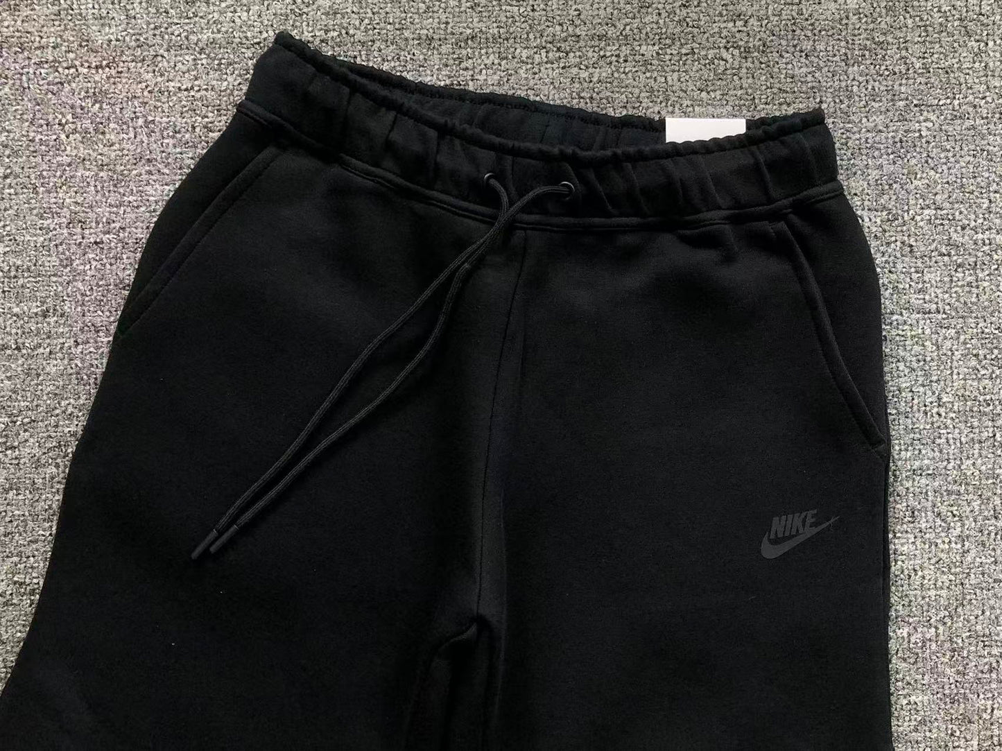 N - SHORTS