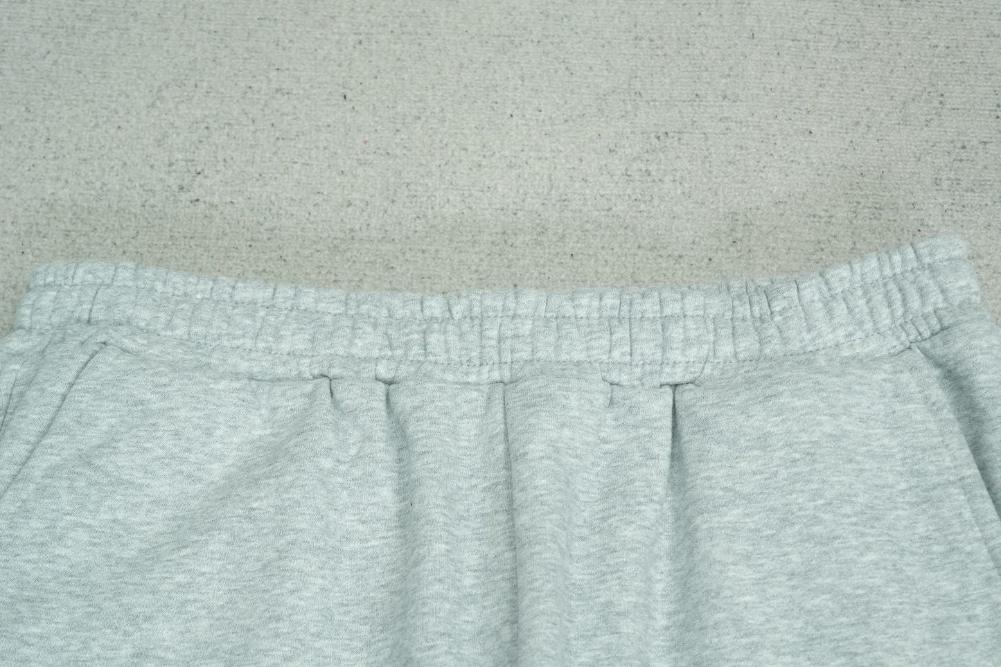 M - SWEATPANTS