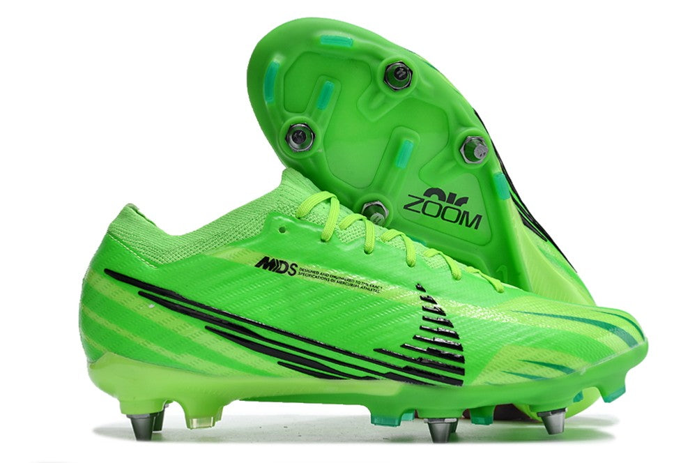 M - FUSSBALLSCHUHE