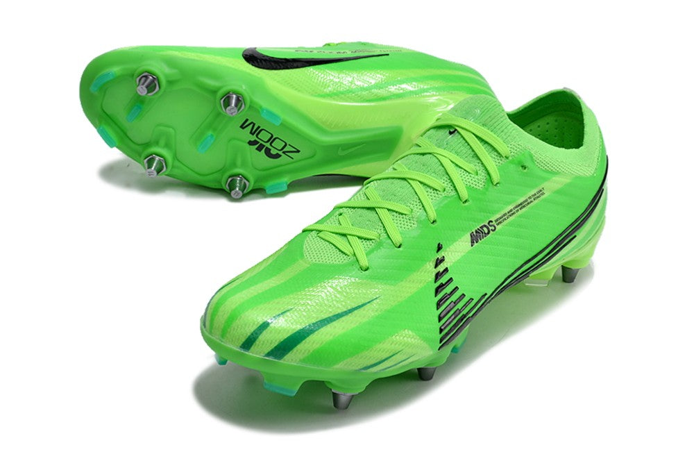 M - FUSSBALLSCHUHE