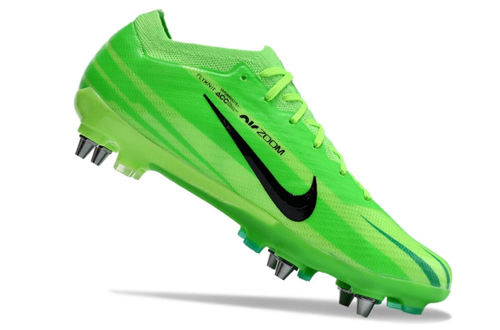 M - FUSSBALLSCHUHE