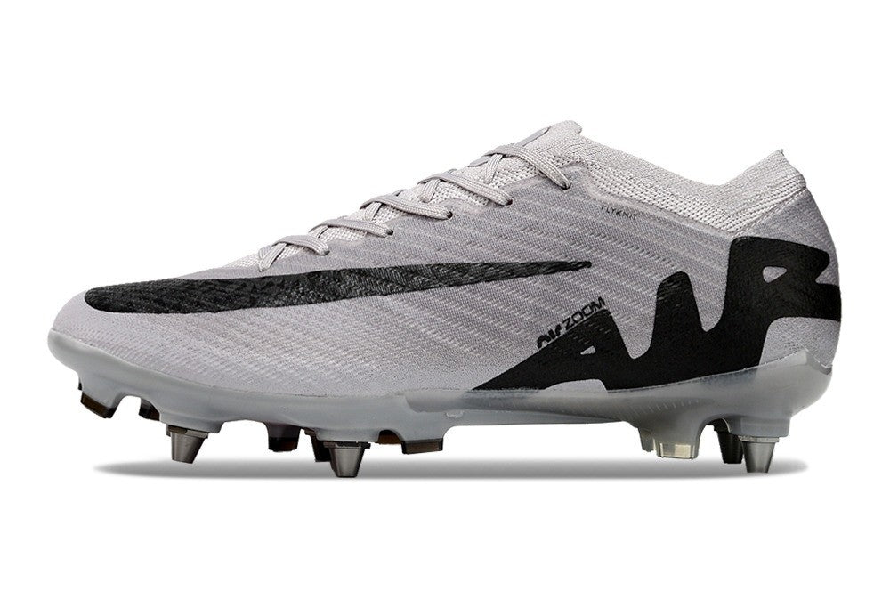 M - FUSSBALLSCHUHE