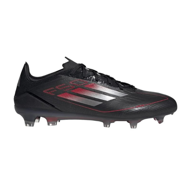 F - FUSSBALLSCHUHE