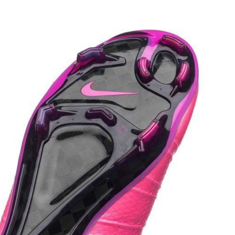 M - FUSSBALLSCHUHE
